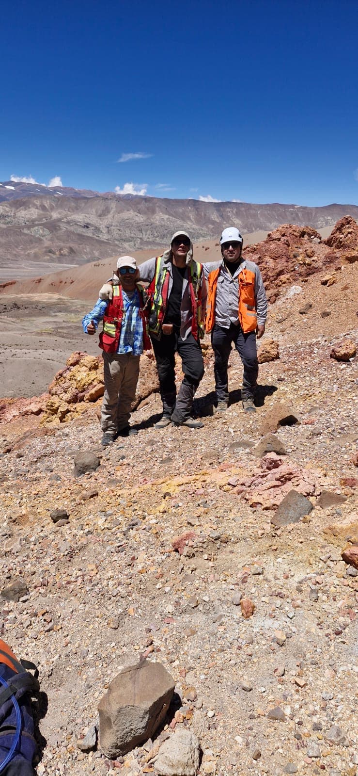 Andes Exploration project management field team